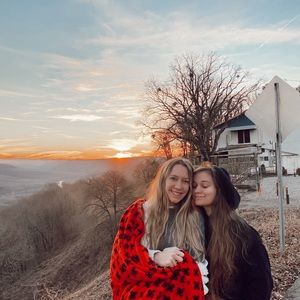 Meet your Posher, Madison